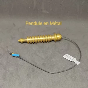 Pendule en métal