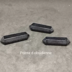 Pointe d'obsidienne noire